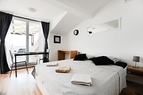 Apartments Hills