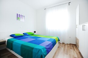 Apartments Hills