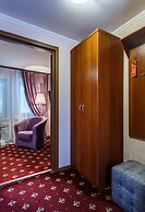 Mayak Hotel