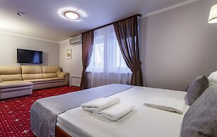 Mayak Hotel
