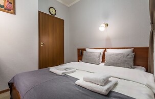 Mayak Hotel