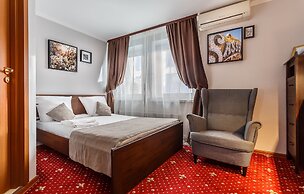 Mayak Hotel