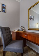 Mayak Hotel
