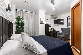 Mayak Hotel