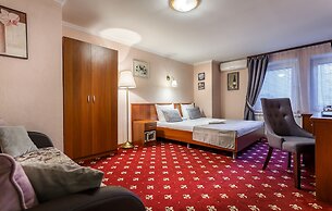 Mayak Hotel