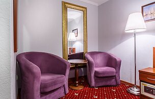 Mayak Hotel