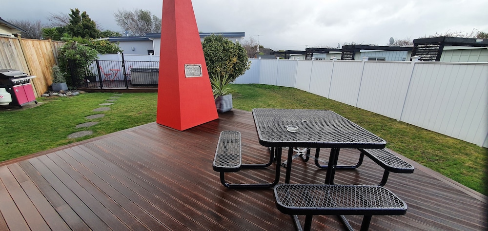 De Vine Martinborough 26 Cologne St