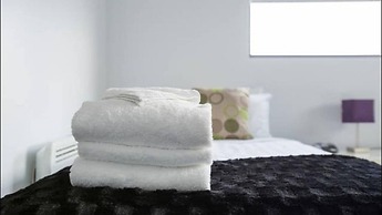Harbour Town Apartment