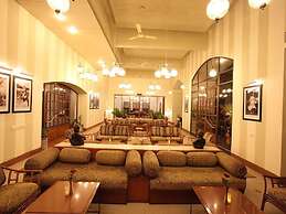 Hotel Paras Mahal