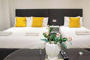 Imperial Court Suites