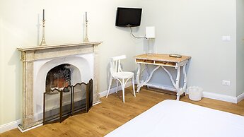 La Piazzetta Rooms