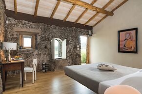 Monaci delle Terre Nere