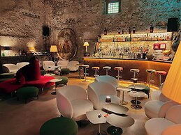 Monaci delle Terre Nere