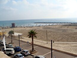 Apartment by the Sea