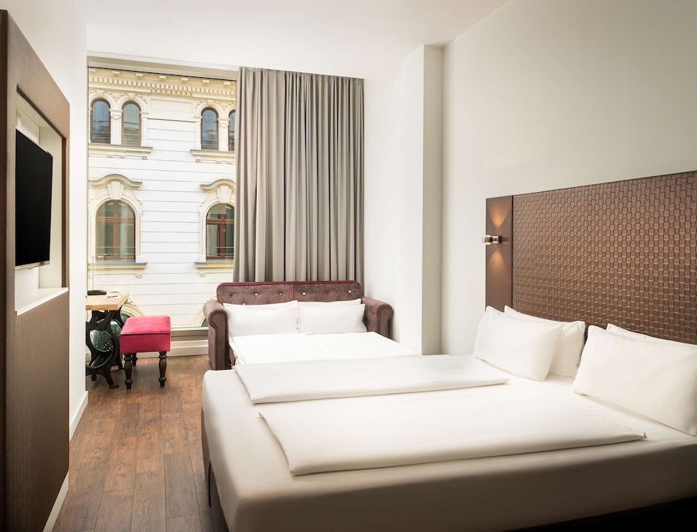 elaya hotel leipzig city center