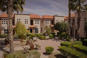 Suites Cervantes