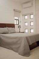 Suites Cervantes