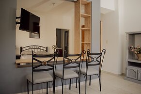 Suites Cervantes