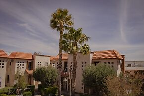 Suites Cervantes