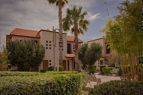 Suites Cervantes