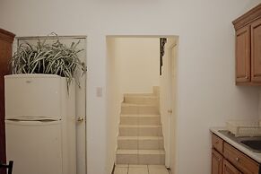 Suites Cervantes