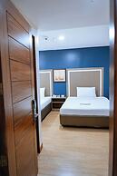 S Hotel and Residences