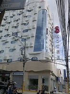 S Hotel and Residences