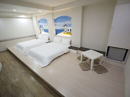 HeYue Hotel