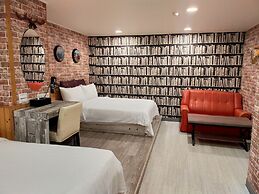 Bin City Hotel