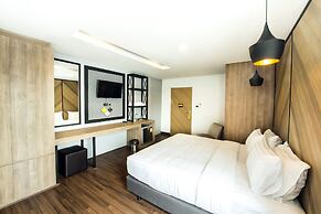 The Circle Hotel