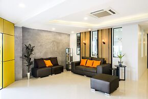 The Circle Hotel
