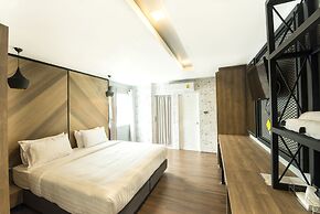The Circle Hotel