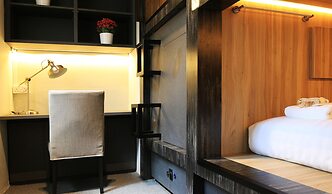 CUBE Boutique Capsule Hotel @ Chinatown