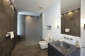 Bluesiam Villa