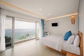 Bluesiam Villa