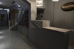 Luna Boutique Hotel