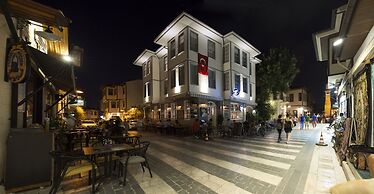 Luna Boutique Hotel