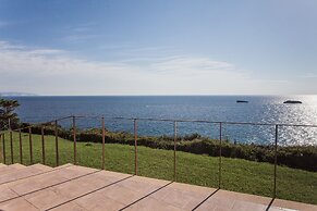 Absolute Villa by Stylish Stays