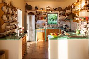 Absolute Villa by Stylish Stays