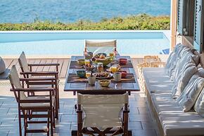 Absolute Villa by Stylish Stays