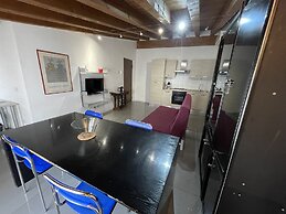Milano Canal Apartments