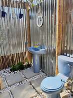 Oasis Shanti Backpackers