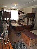 Oasis Shanti Backpackers