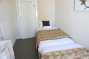 Lumsden Hotel