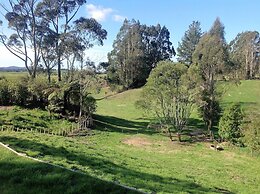 Rolling Hills Country Stay B&B