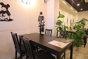 Roots Hostel