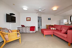 Blue Marlin Apartments