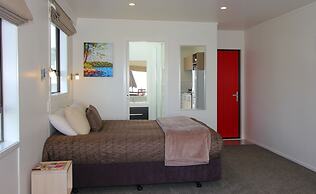 Blue Marlin Apartments