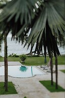The Anda Mani Khaolak Beachfront Villas