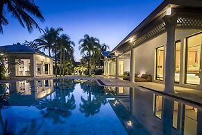The Anda Mani Khaolak Beachfront Villas